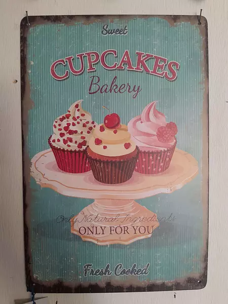 Latón Cupcakes Bakery