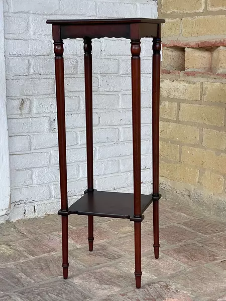 Mesa De Madera The Bombay Company - China 1999