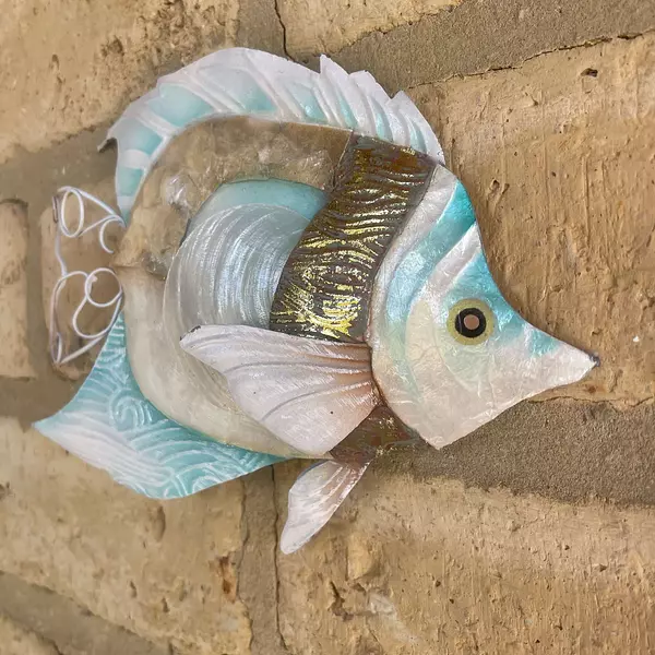 Pescado Artesanal De Nácar Y Metal.