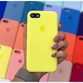 Silicon Case Amarillo Iphone11