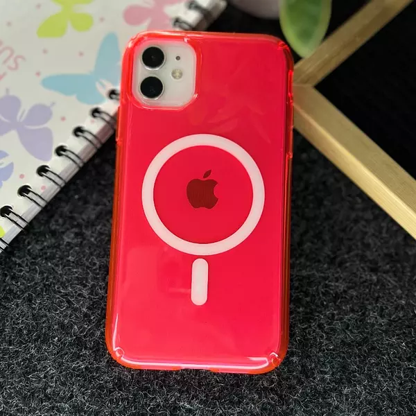 Case Magsafe Rojo Translucido Iphone15