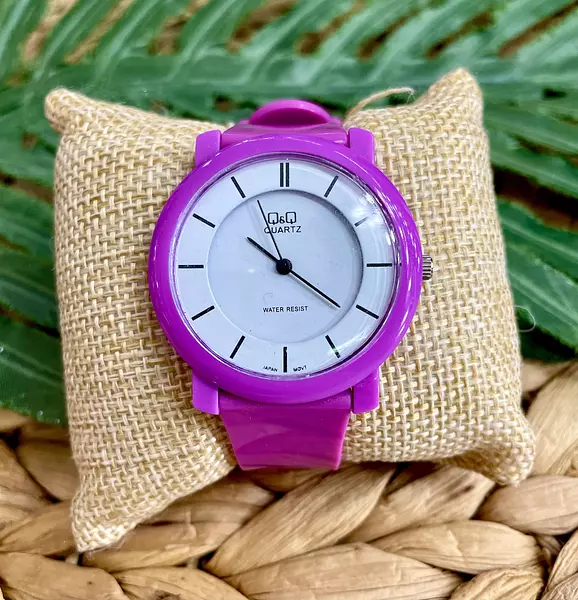 Reloj Morado