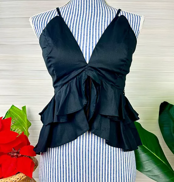 Blusa Negra Con Tirantes