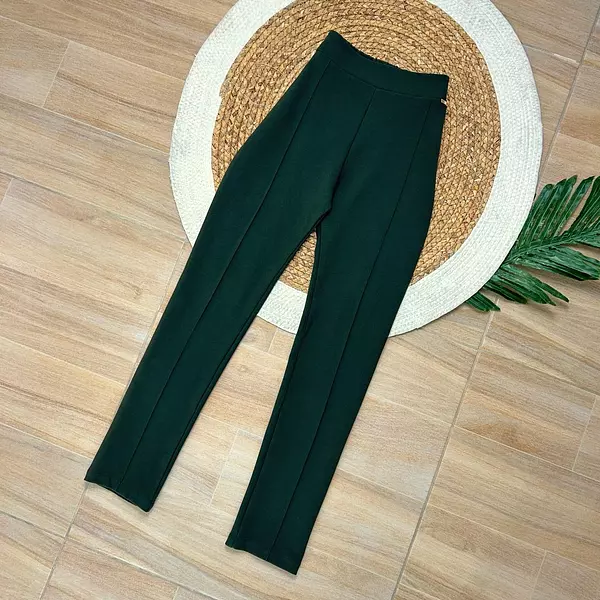 Pantalón De Tela Verde Oscuro