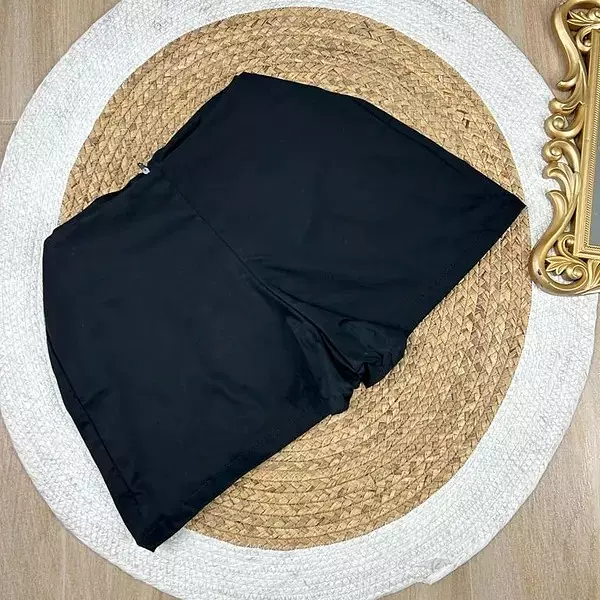 Short Sencillo Negro