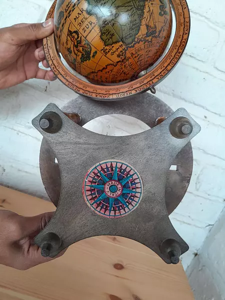 Mapamundi Con Soporte - Italia 1970