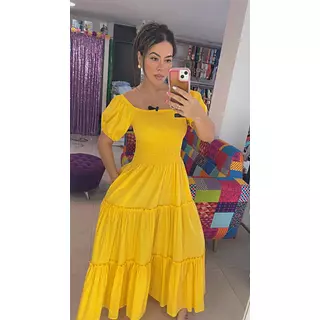 Vestido Amarillo Encauchado – Estilo Vibrante Y Sofisticado