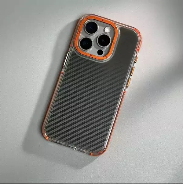 Case Borde Naranja Fibra Carbono Soporte Cámara Iphone15pro