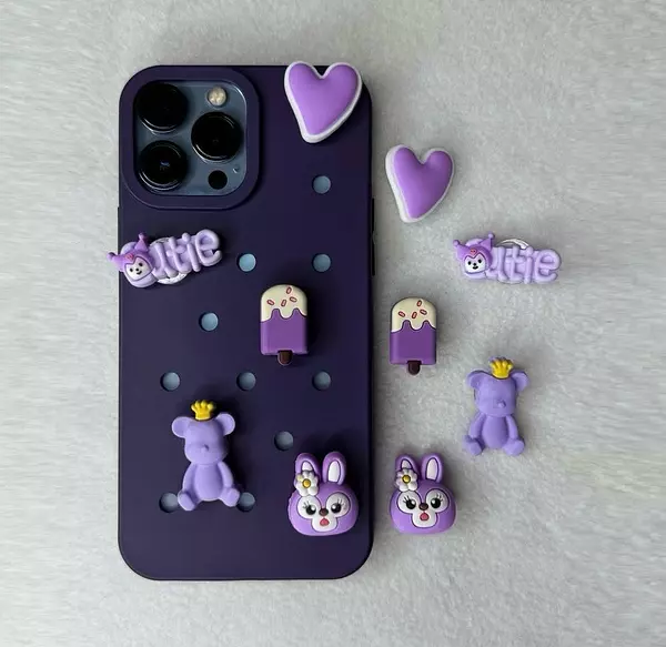 Case Apliques Morado Iphone15