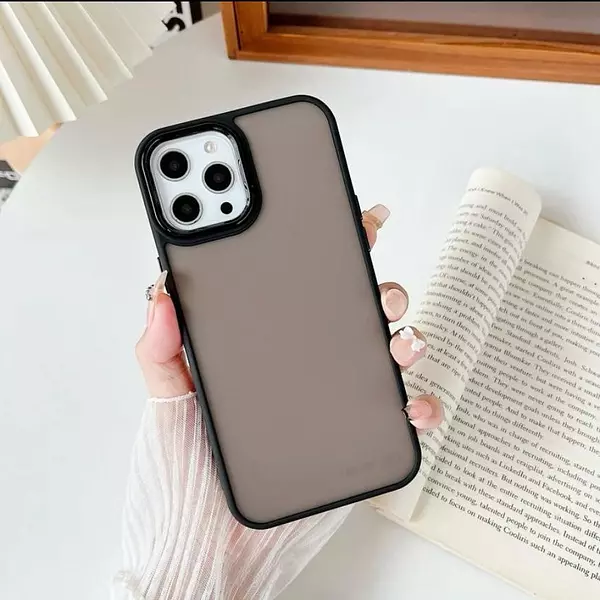 Case Mate Borde Negro Iphone11