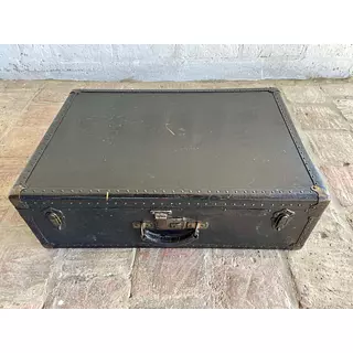 Maleta En Cuero Esquineros Y Herrajes Metálicos 1940