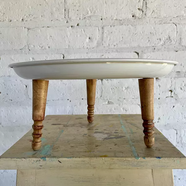 Tortera Redonda 3 Patas De Madera Torneadas