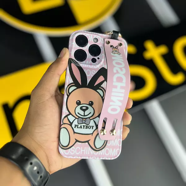 Case Diseño Moschino Soporte Protector Camaras Iphone 14pro