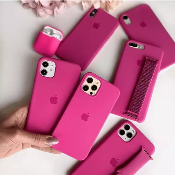 Silicon Case Fucsia Iphone 16