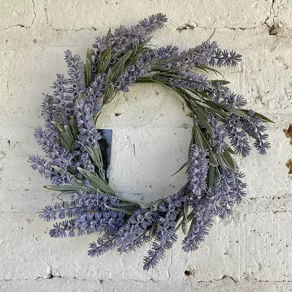 Corona Con Ramas Y Flores De Lavanda Artificial