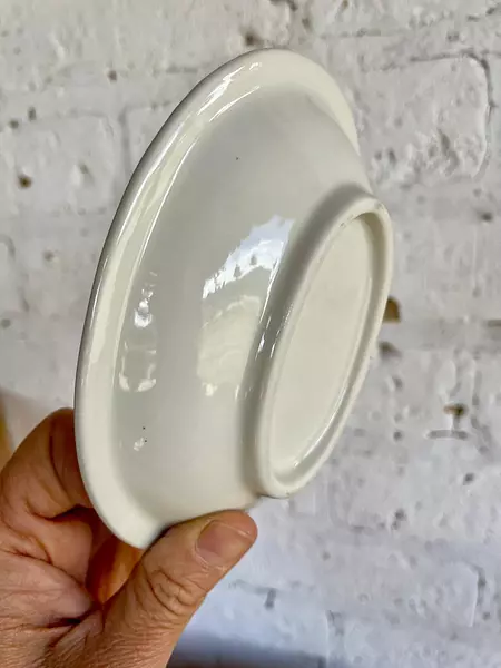 Jabonera Ovalada Blanco Y Dorado