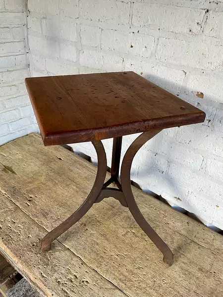 Mesa Antigua Trípode Industrial - Colombia 1950