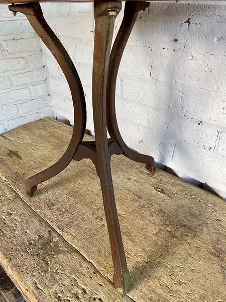 Mesa Antigua Trípode Industrial - Colombia 1950