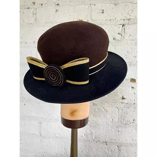 Sombrero Ellie Moño Negro Y Dorado - U.S.A. 1960