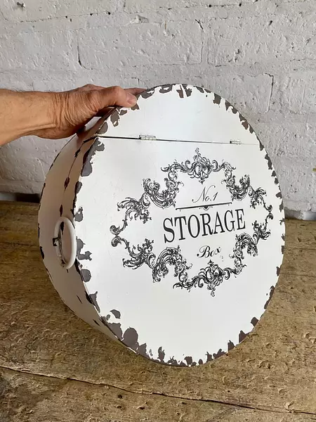 Caja Metálica Redonda Con Asas Y Cierre U.S.A. 1980