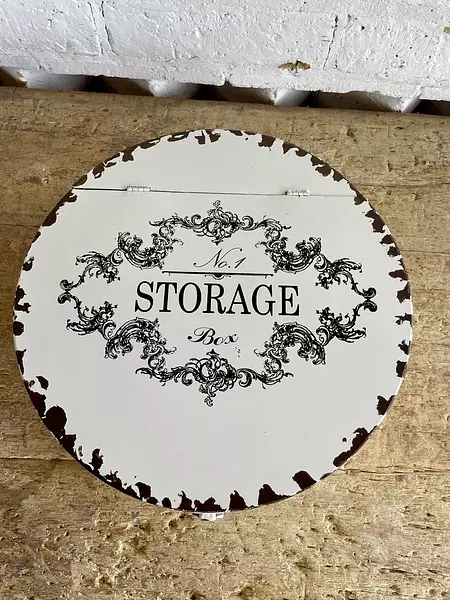 Caja Metálica Redonda Con Asas Y Cierre U.S.A. 1980