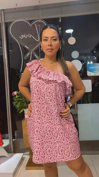 Vestido Corto Floral Rosado