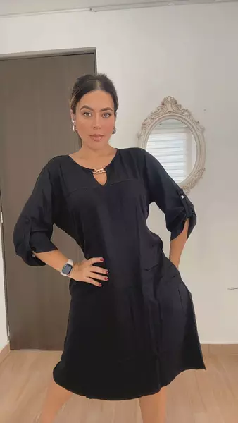 Vestido Negro Suelto