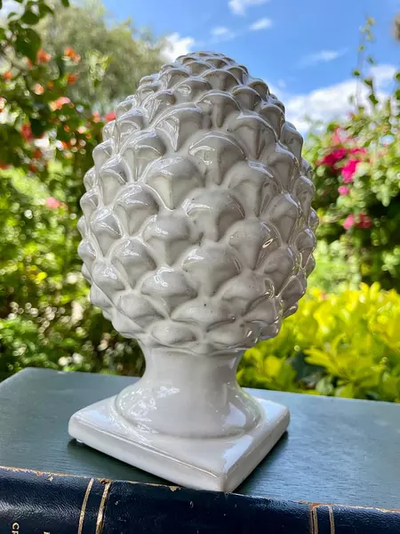 Piñas De Pino En Cerámica X 2