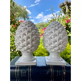 Piñas De Pino En Cerámica X 2