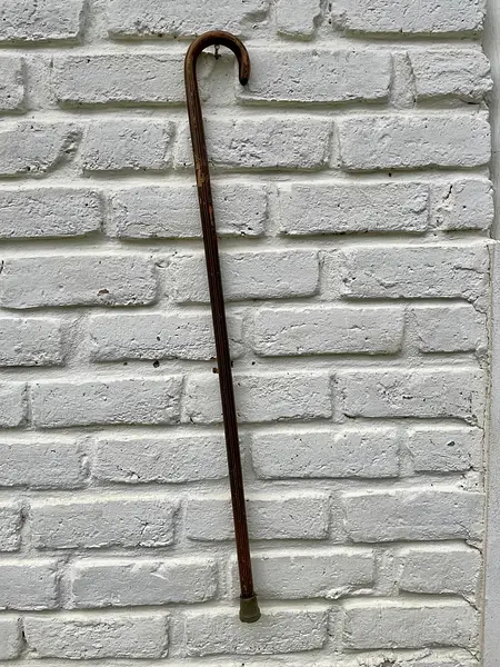 Bastón De Madera Con Mango Curvado