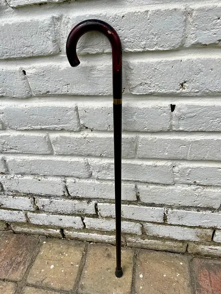 Bastón De Madera Y Mago Curvado Con Tacón De Caucho.