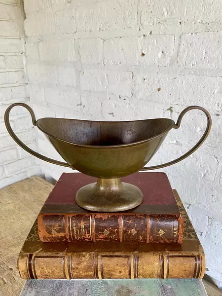 Recipiente De Bronce