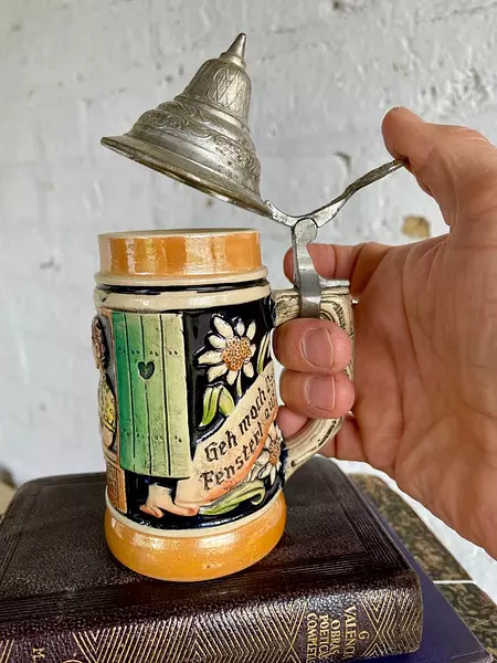 Jarro Cervecero En Alto Relieve - Alemania Occidental 1970