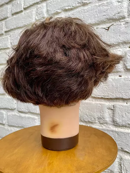 Maniquí De Plástico Cabello Castaño - China 2000