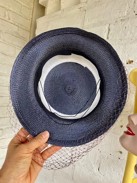 Sombrero Con Malla De Tul - 1960