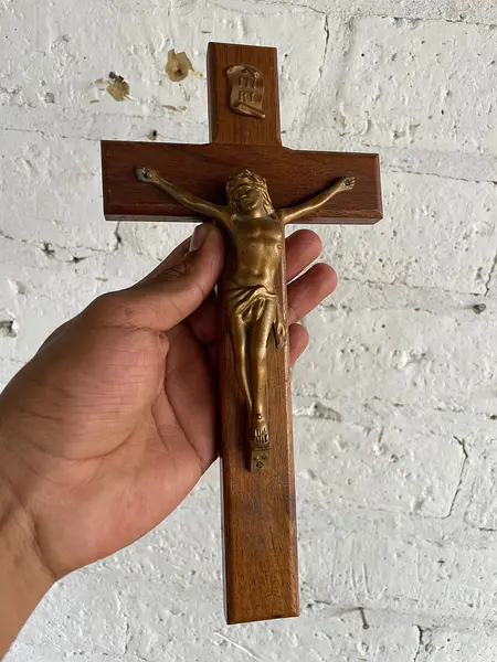 Crucifijo Madera Metal