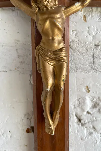 Crucifijo Madera Y Resina