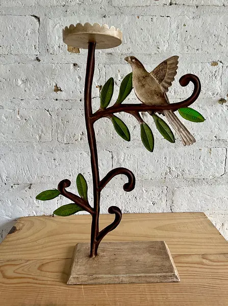 Candelabros Metálicos Con Pájaros Sobre Ramas