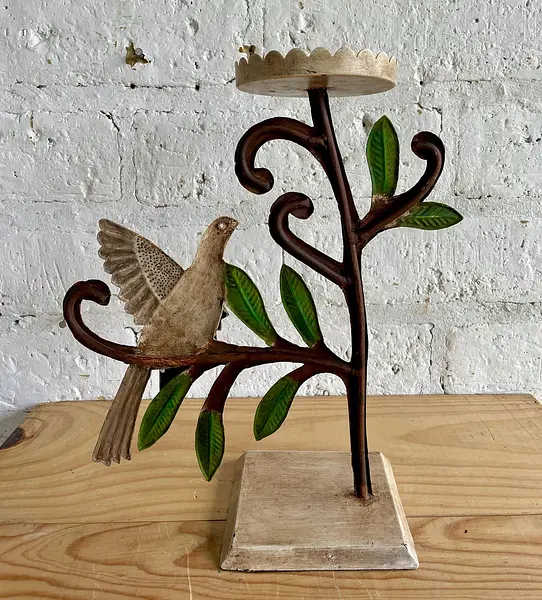 Candelabros Metálicos Con Pájaros Sobre Ramas