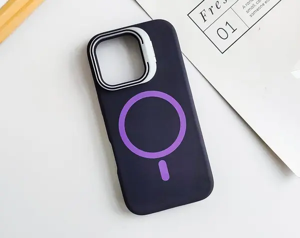 Case Diseño Silicona Magsafe Soporte Morado Iphone 16pro+