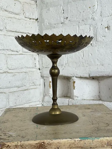 Plato De Bronce Festoneado Con Pedestal - India 1980