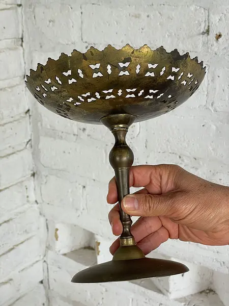 Plato De Bronce Festoneado Con Pedestal - India 1980