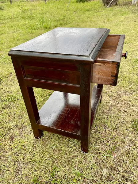 Mesa De Noche Con Una Gaveta - Colombia 1970