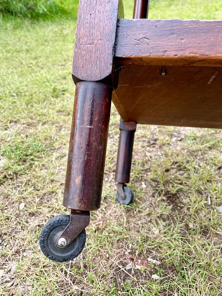 Carro De Servicio A La Mesa Con Manija - Colombia 1950