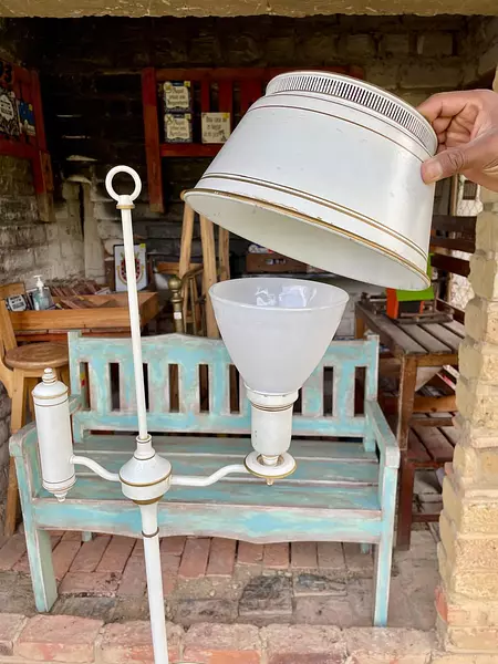 Lámpara Con Mesa Toleware - U.S.A. 1960