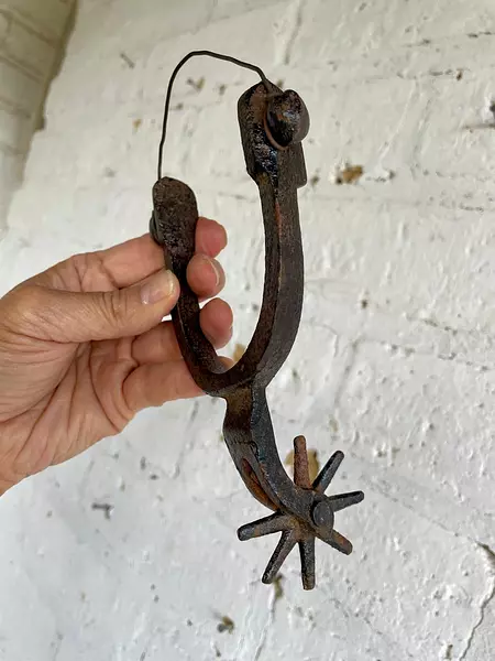 Espuela De Jinete De Hierro Fundido