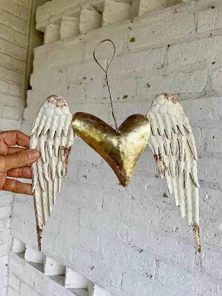 Alas Blancas Metálicas