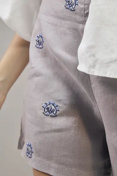 Short Oruga