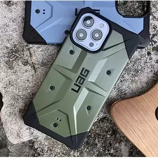 Case Antishok Verde Iphone 15pro