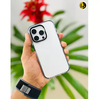 Case Transparente Borde Negro Iphone 15